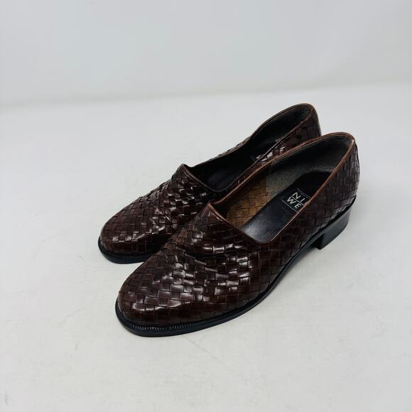 Vintage Nine West 6.5M Brown Woven Leather Loafers Block Heel Slip On Classic - Picture 12 of 12